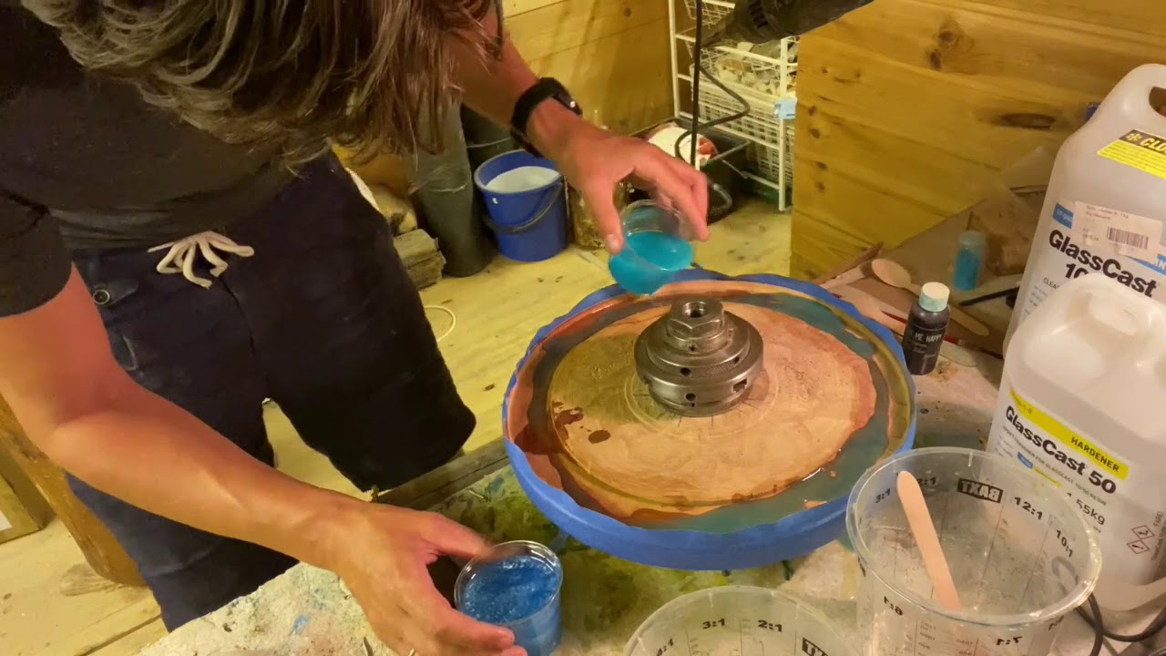 Fat i surnet bjørk med epoxy kant