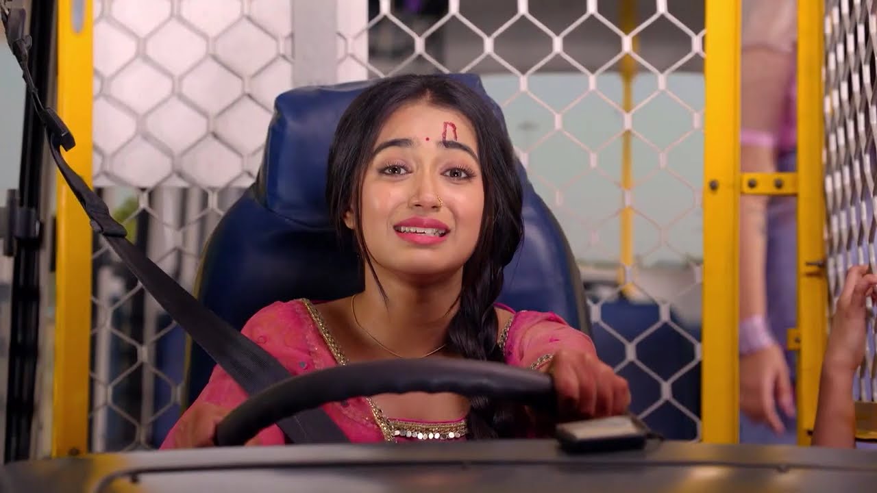 Naane Varuven - Full Ep - 170 - Zee Tamil