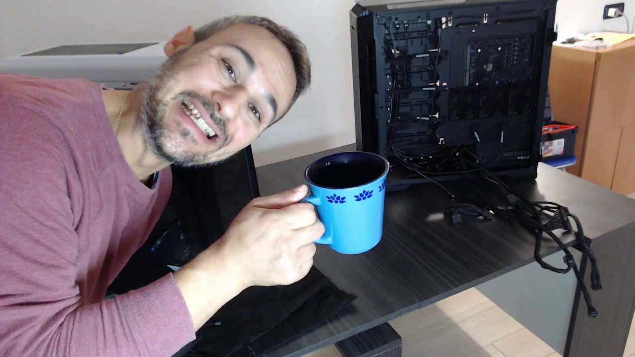 Phanteks P600s build.