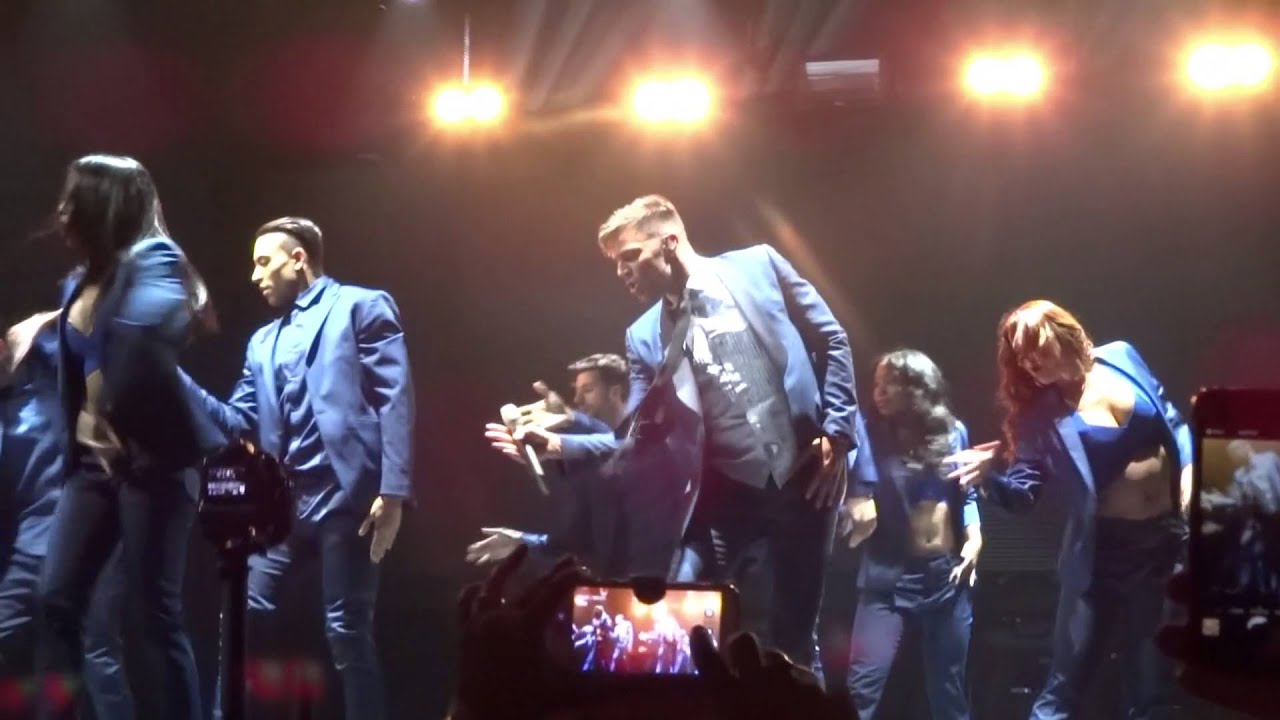 Ricky Martin -  Mr.  Put It Down Coliseo de Puerto Rico