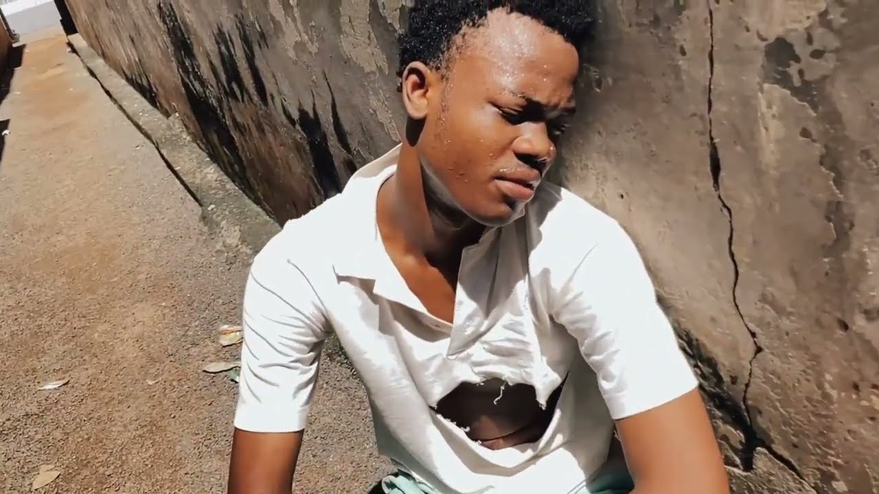 Aderto Land _Senhor guarda