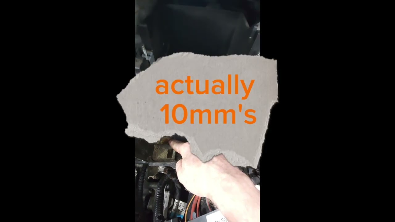 Демонтаж трансмиссии Ford Focus 2017 года