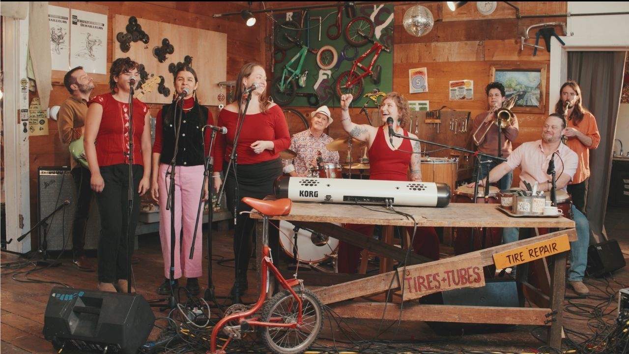 Clima Crítico - Ceci y Pronto Alivio Tiny Desk Contest Submission