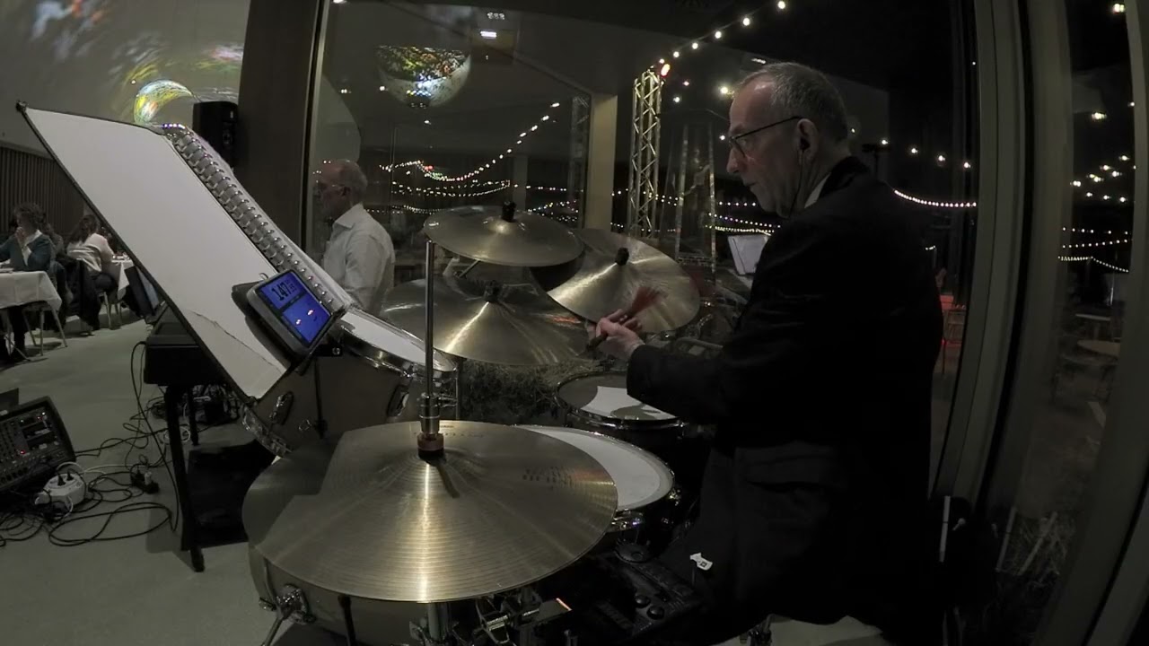Here Is That Rainy Day (66 bpm Ballad)