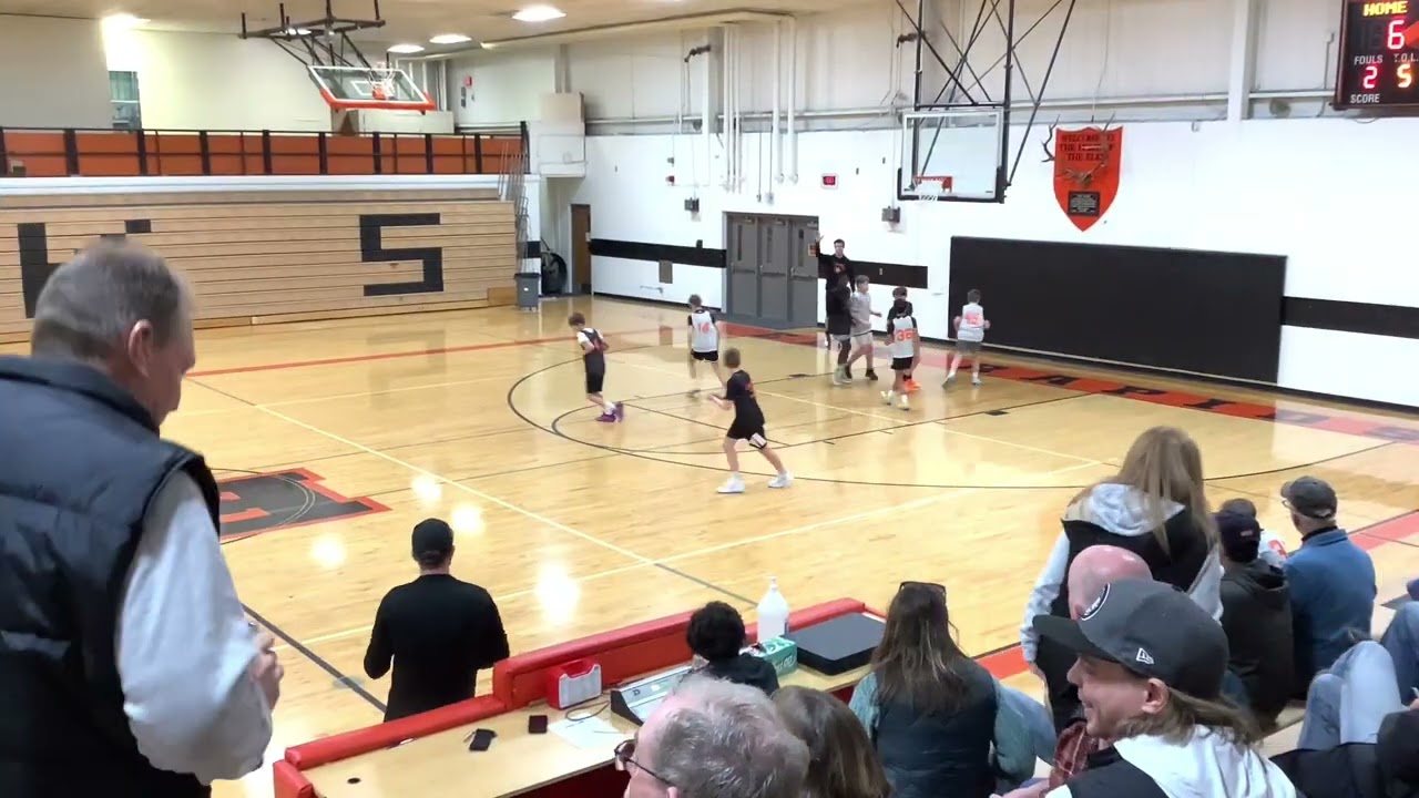 Elk Rapids 6th grade boys bball v. Harbor Springs boys. Elk Rapids HS. 1-31-2026