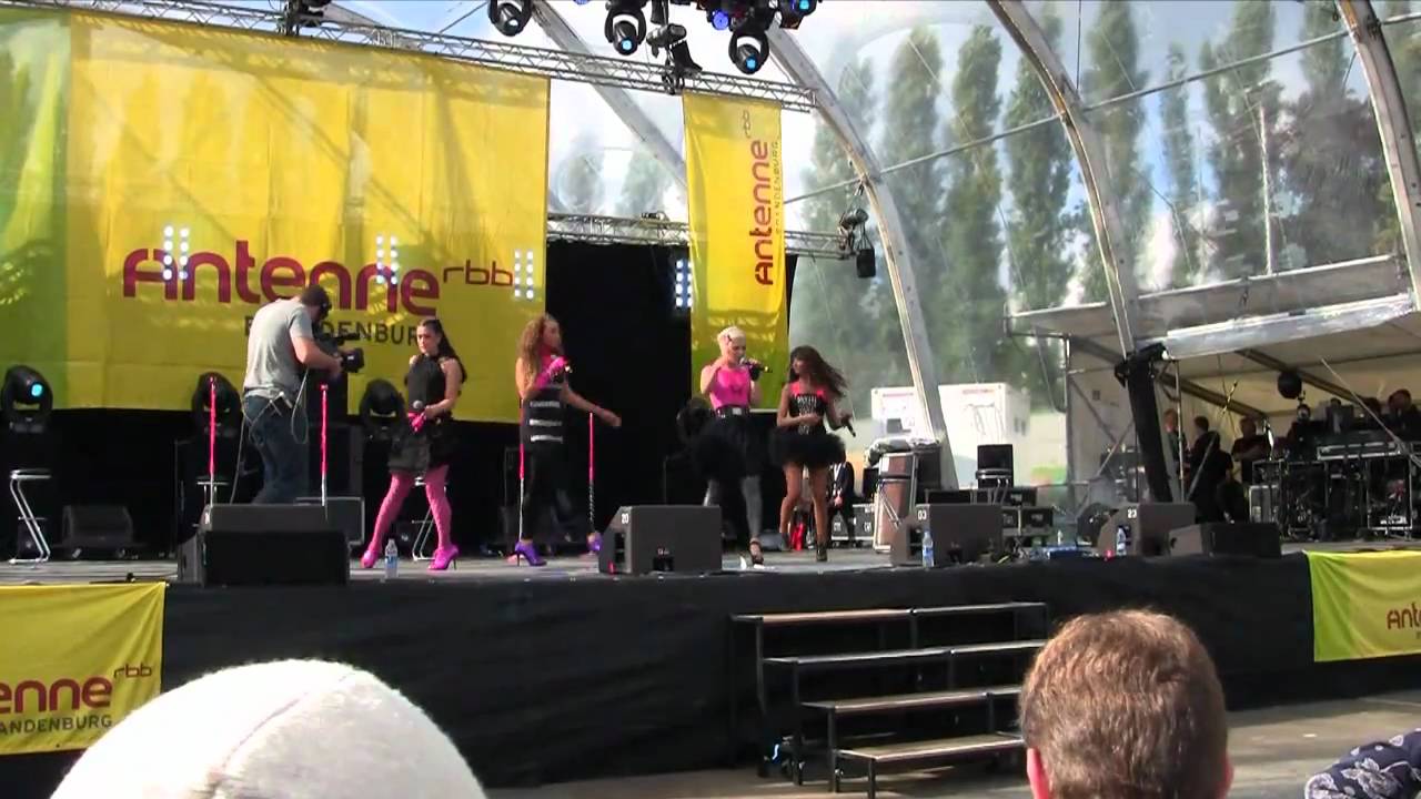 Queensberry Live - Too Young auf der IFA 2010