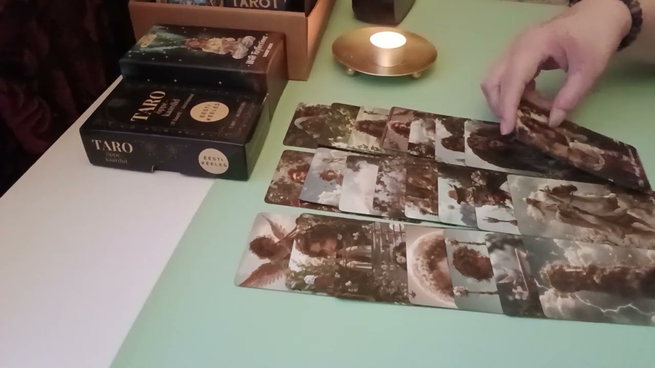 TA JÄLGIB TEID EEMALT. KAS JULGEB TULLA TUTVUMA TEIEGA? 😍