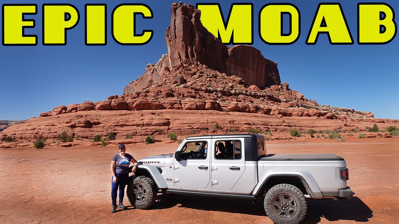 STOCK Jeep Gladiator Mojave Trailblazes Seven Mile Rim in Moab!