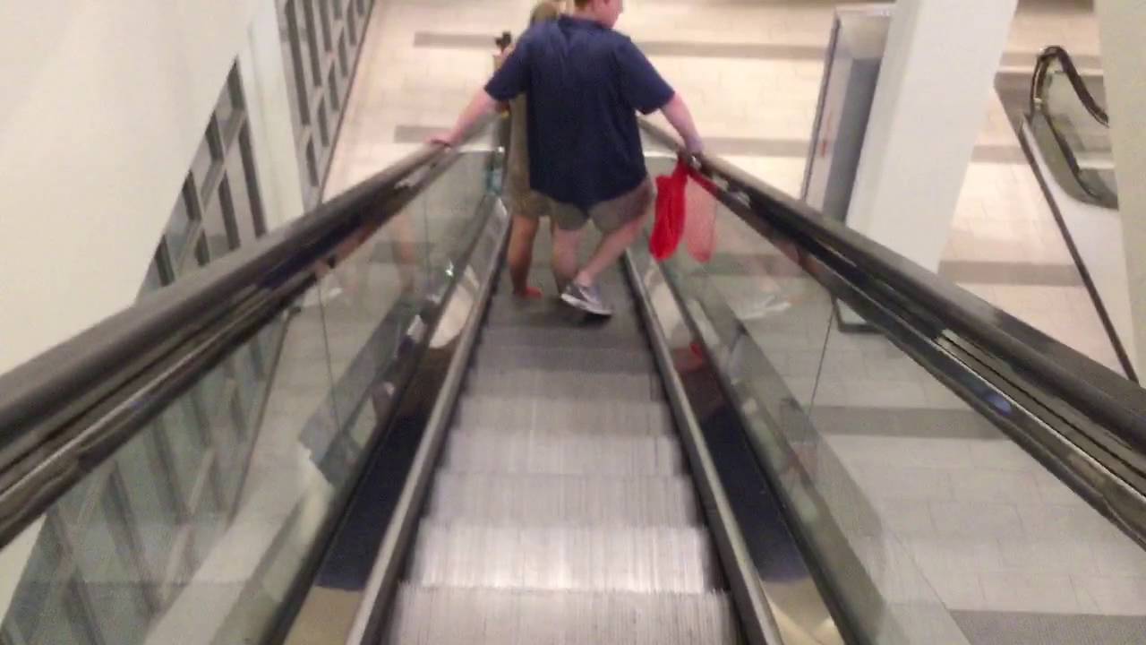 STORE CLOSED! Schindler Parking Garage Escalators At Former Belk Phipps Plaza In Atlanta, GA