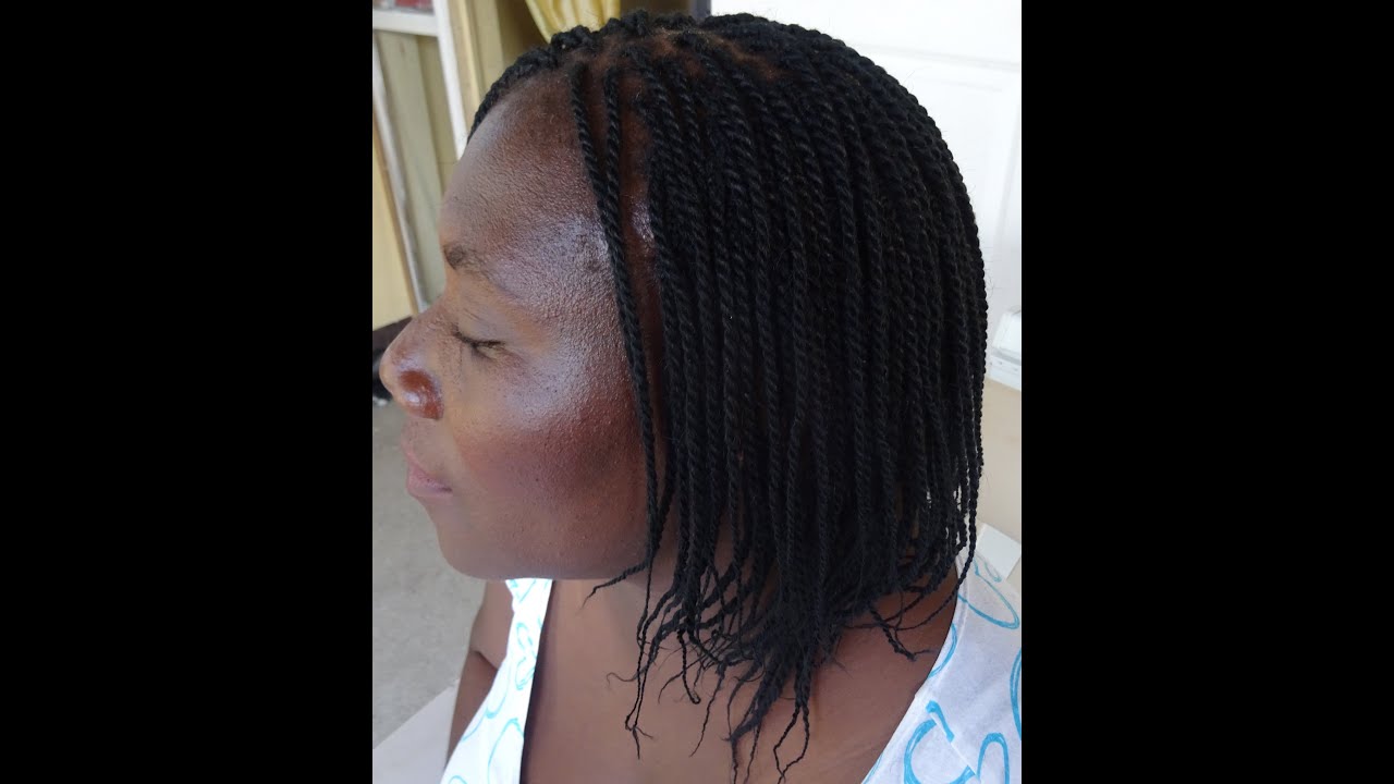 Coiffure au fil (pelote de laine) de ma belle-soeur