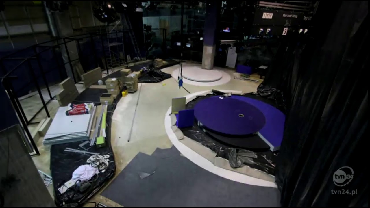 Tak powstawało nowe studio Faktów TVN (03.10.2012)