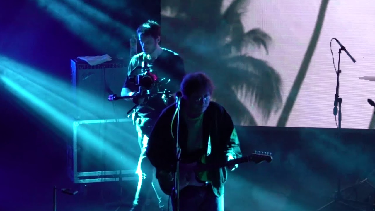 POMPEYA - WIN (LIVE IN ARBAT HALL)