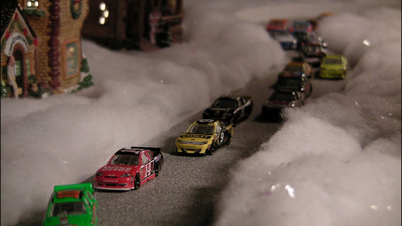 NASCAR DECS Сезон 2 Гонка 6 — Рождественский спецвыпуск