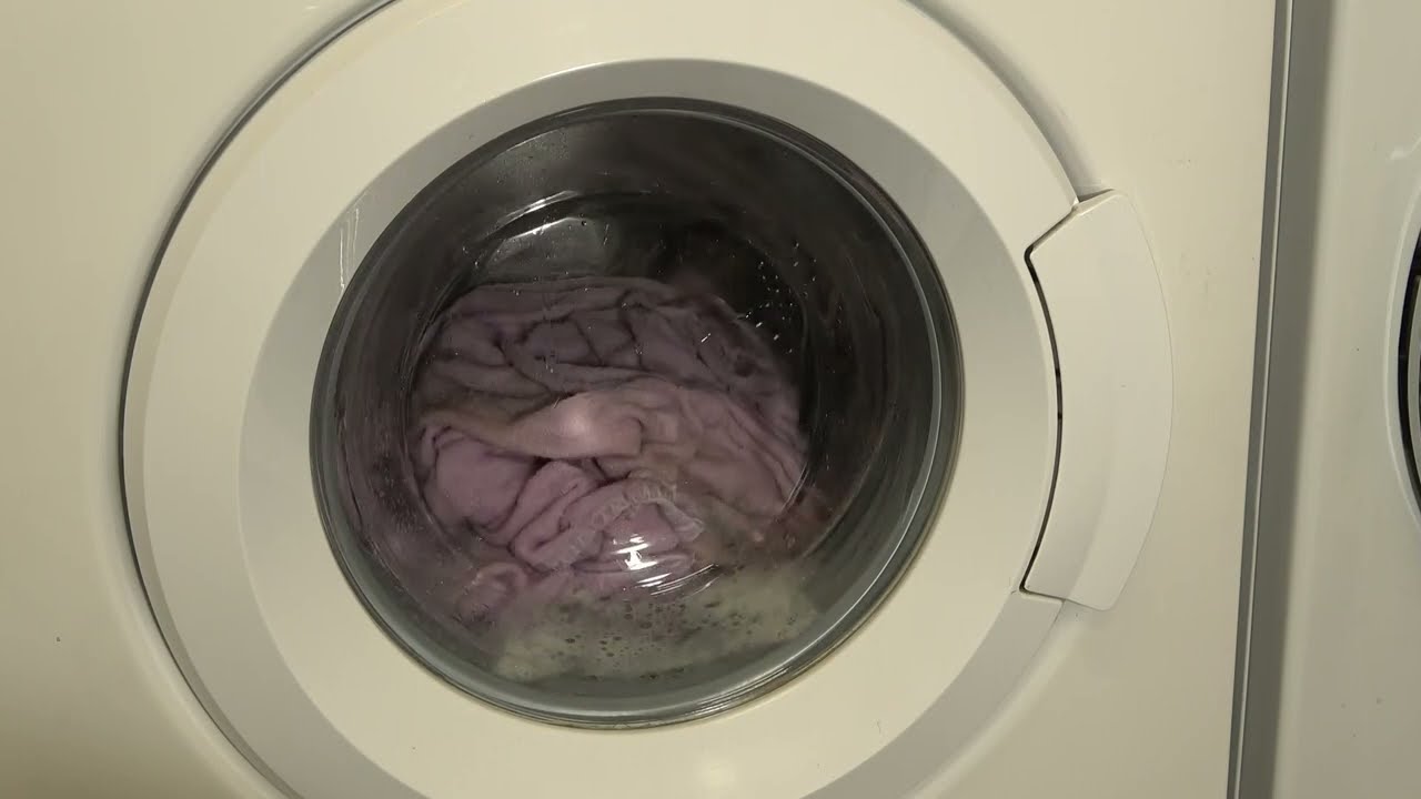 Review of Currys Essentials C510WM14 1000 spin 5kg and  C610WM16 6kg Washing Machine