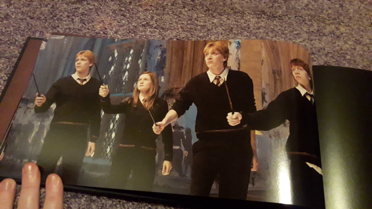Emma Cosgrove Reviews: Harry Potter The Wand Collection Book!