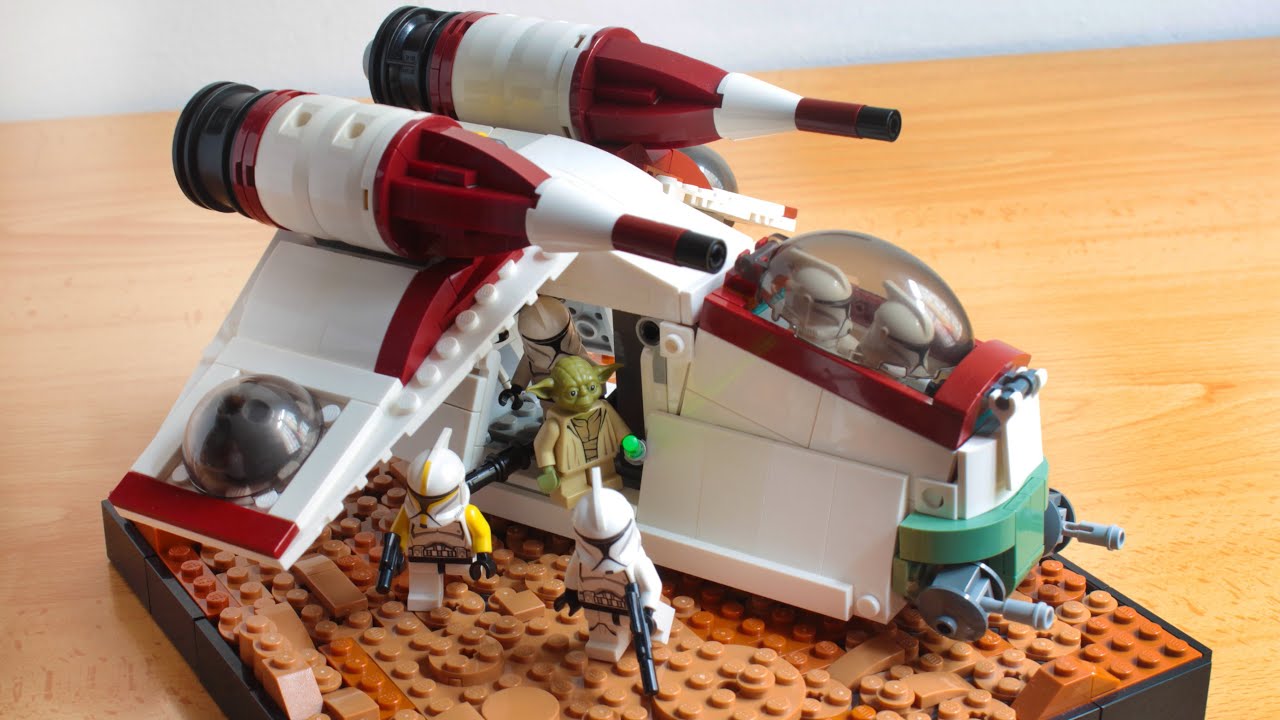 Lego Star Wars Republic Gunship MOC in Chibi Scale