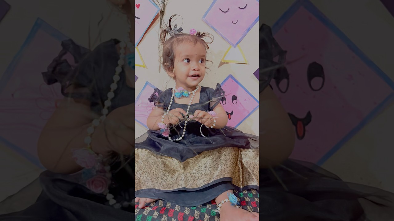 तुला देवानं बनवली गं,जशी कळीला फुलवली गं. 🌸 