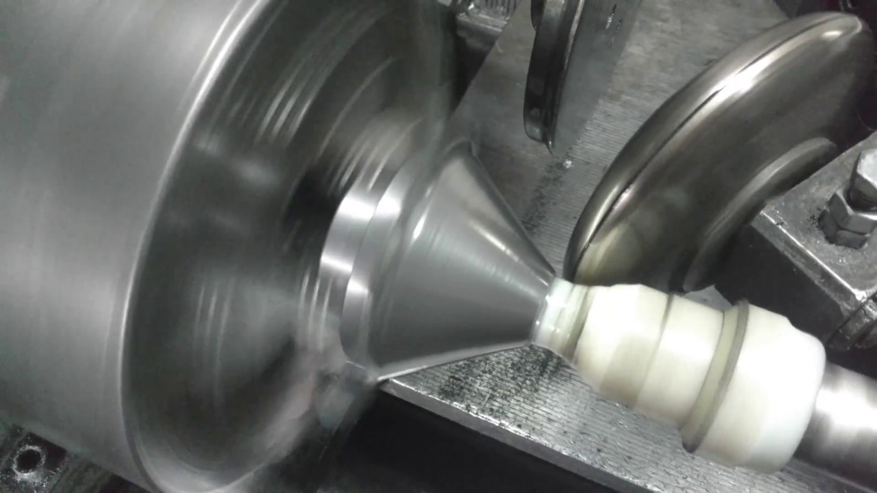 Wyoblanie metalu dla przemysłu – stożki, półkule, kubki i obudowy CNC