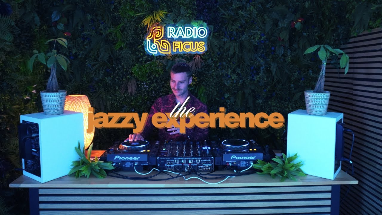 Jazzy Experience: a Trip Into Electronic Jazz, Samba & Bossa Nova (DJ Set).