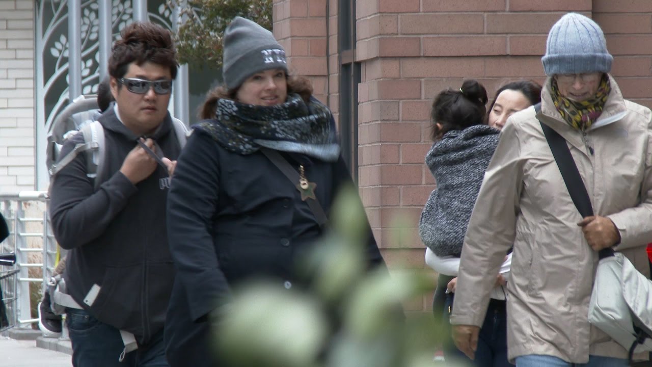 Strong Winds and cold weather hit New York City - 10/28/2016