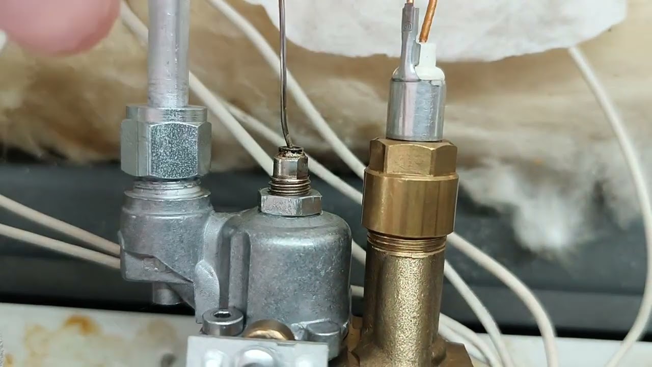 Регулировка крана духовки в газовой плите Ханса.