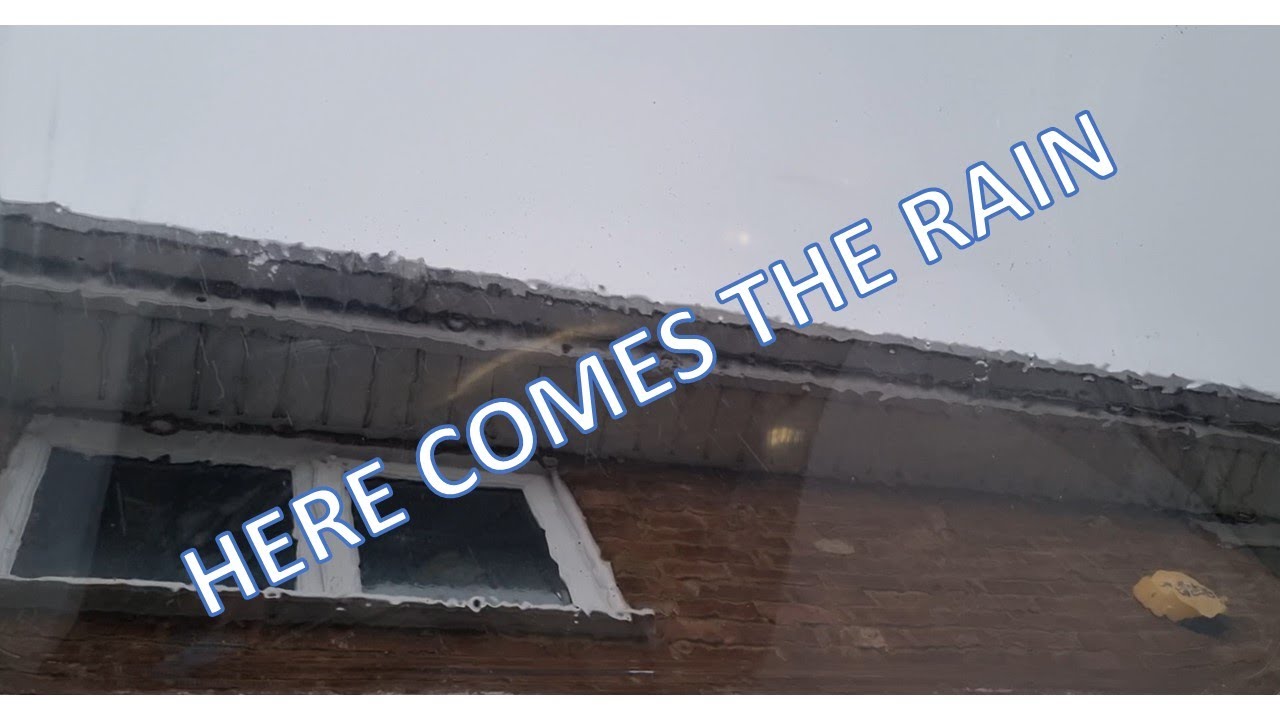 Will East and West Facing Solar Panels work in the UK? November 2022 Update