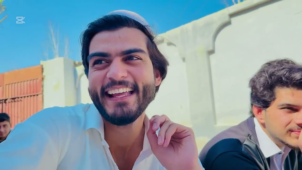 Funny vlog😂😂( holiday trip with friend )