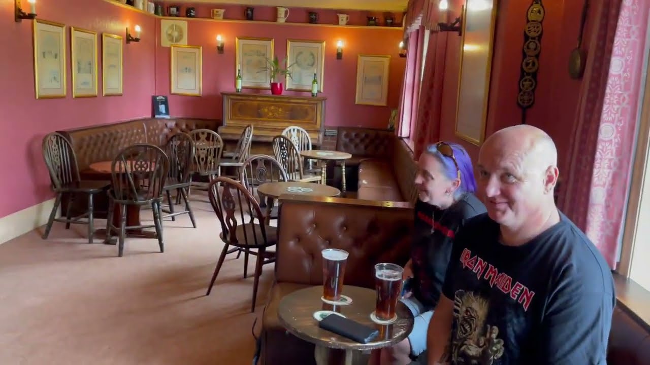 DUDE STROLLS INTO SLEEPY ENGLISH PUB AND SHOCKS LOCALS!