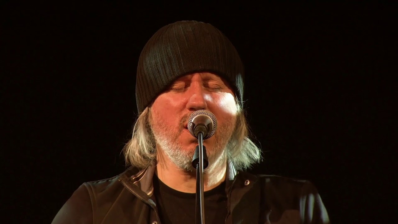 Badly Drawn Boy in session for Gorilla TV