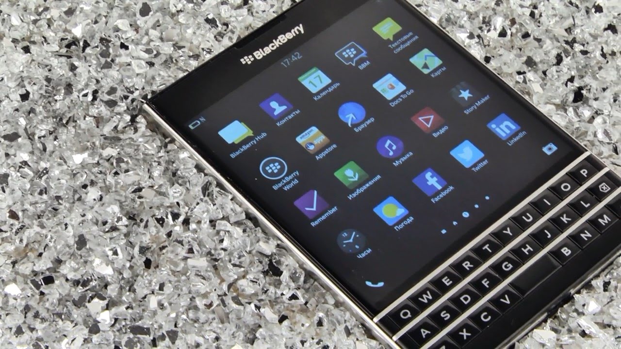Обзор смартфона BlackBerry Passport с большим квадратным экраном
