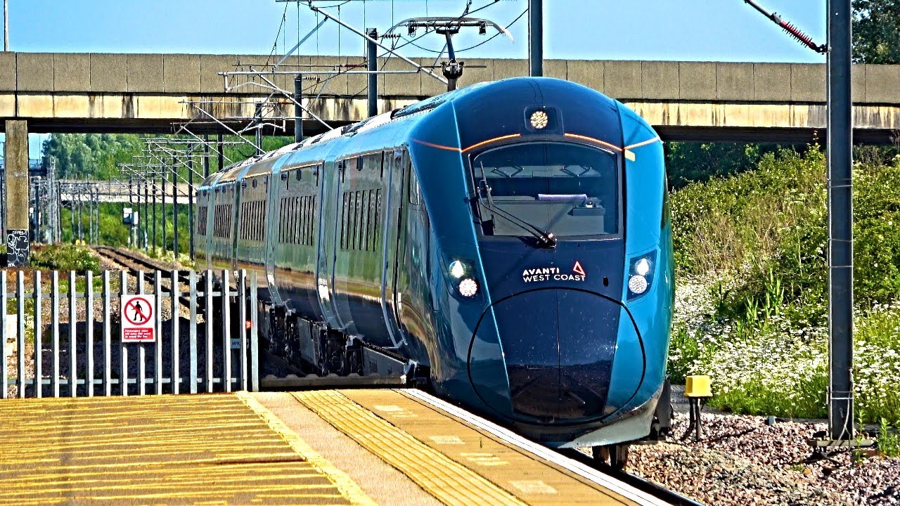 FIRST DAY IN SERVICE! - Avanti West Coast Hitachi Class 805 Evero - June 2nd 2024