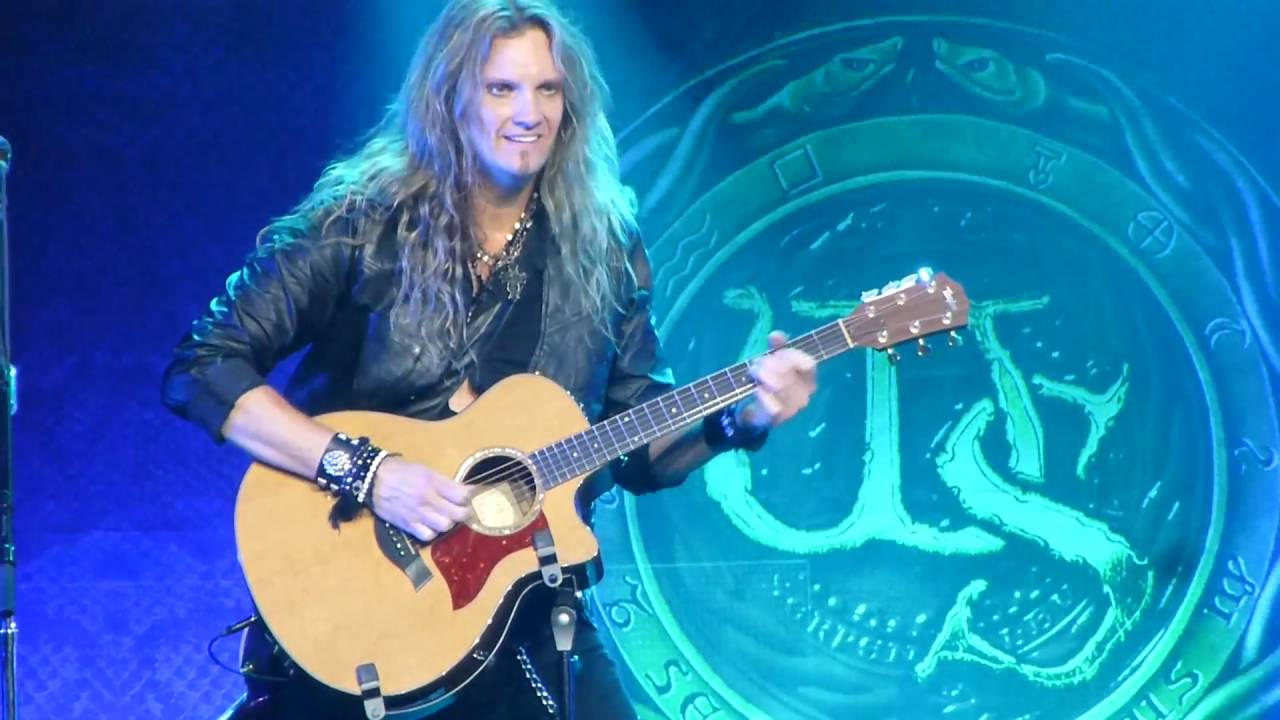 Whitesnake - Joel Hoekstra Solo - Horseshoe Casino - Hammond, IN - June 10, 2016