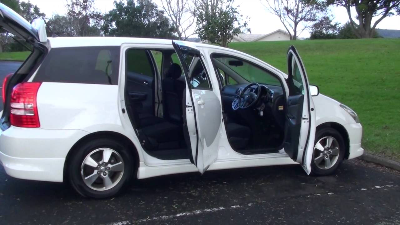 Toyota Wish XS Package 2005 7 Seater 1 8L Auto