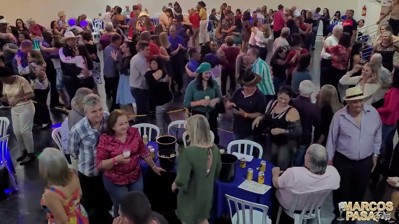 Marcos Pasa Baile Estancia Rural S&atilde;o Paulo Chora carolina as mocinhas da cidade e Cabe&ccedil;a Branca