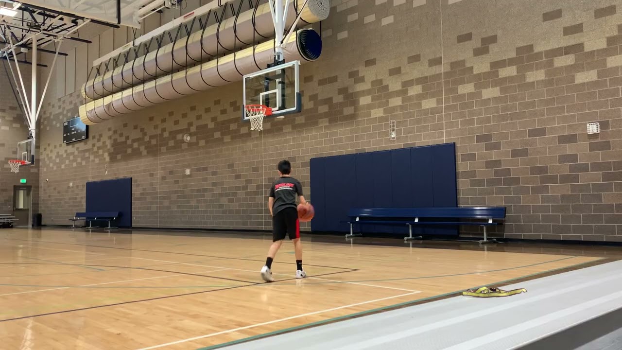 2/3/26-Mello fake behind the back
