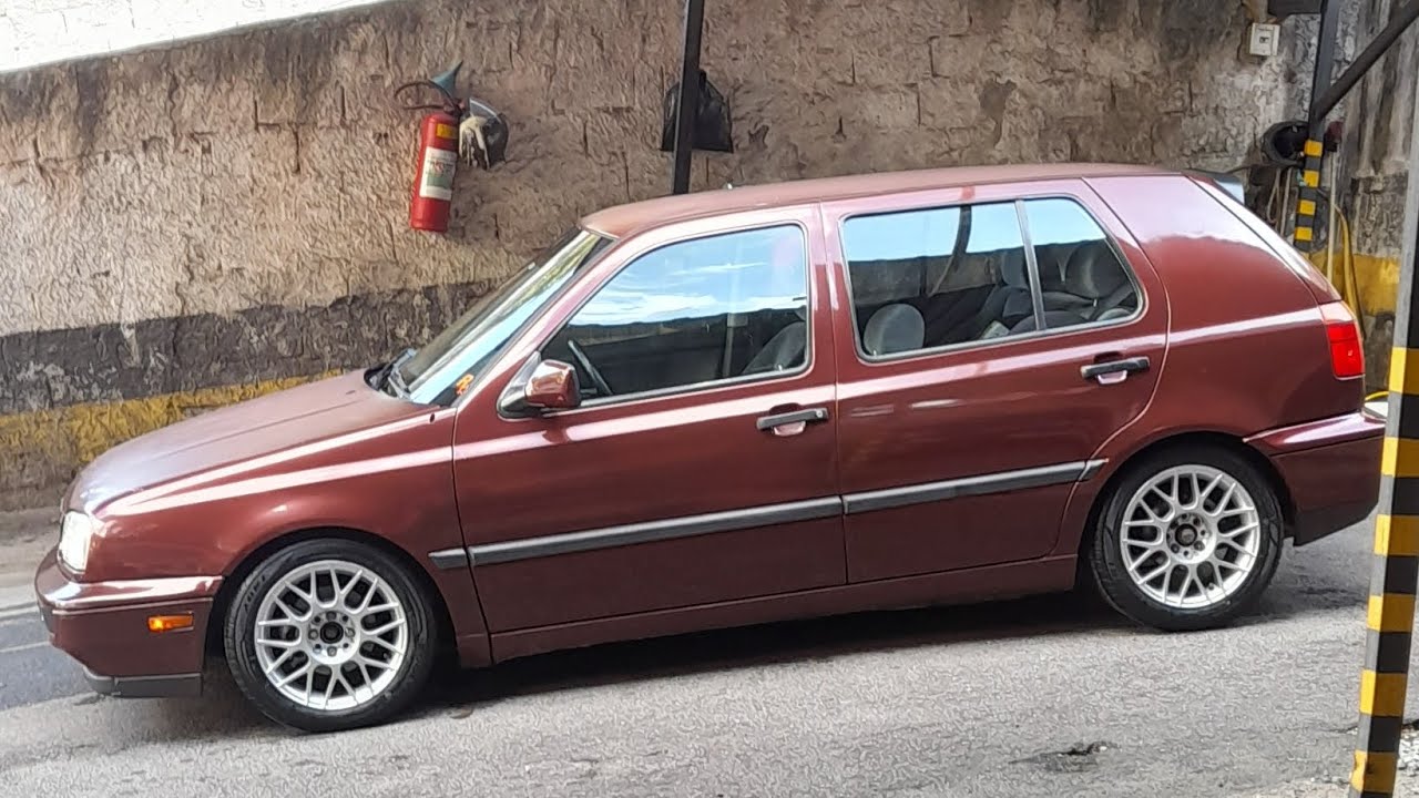 Quase perdi o escapamento do golf na rua 😅😅😅