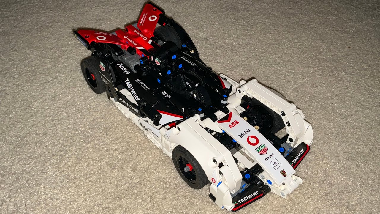 Lego Technic 42137 Formula E Porsche 99X Electric Review