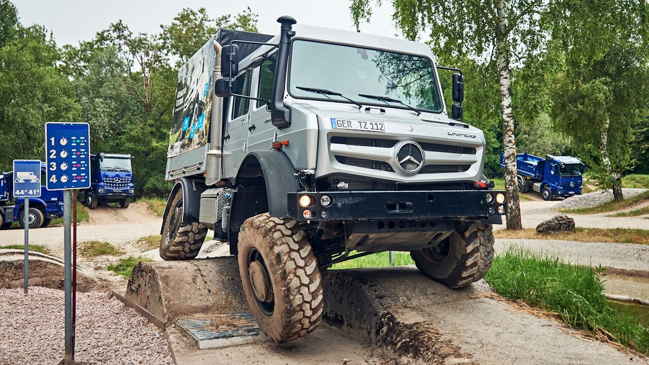 2025 Mercedes-Benz Unimog U 5023 - Demonstrating Unrivaled Off-Road Performance