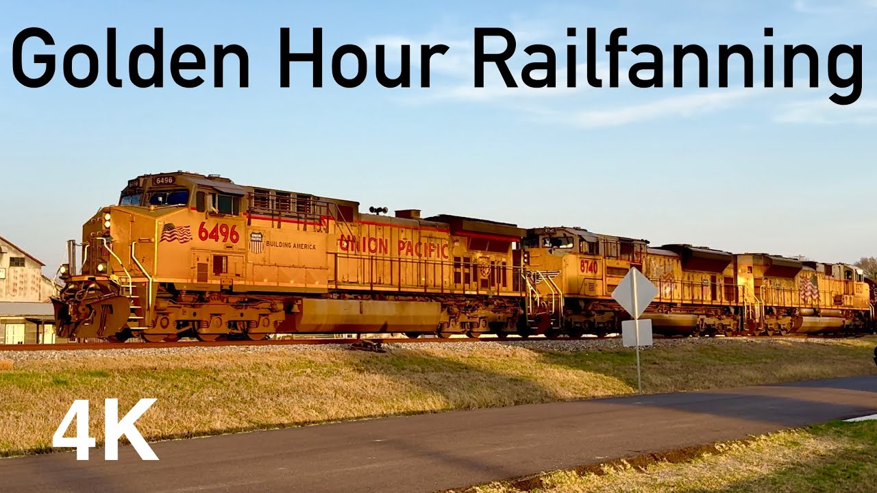 [4K] Golden Hour Railfanning