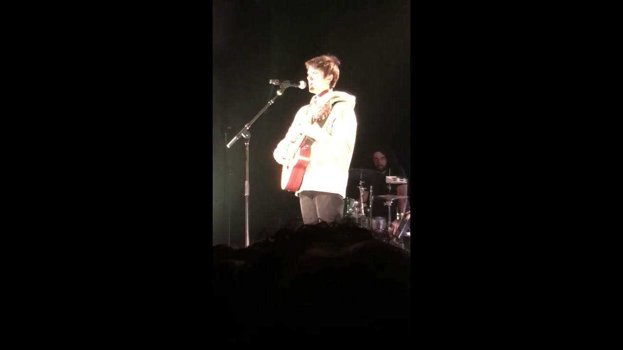 Alec Benjamin - The Wolf and the Sheep Live in Montréal (04/18/19)