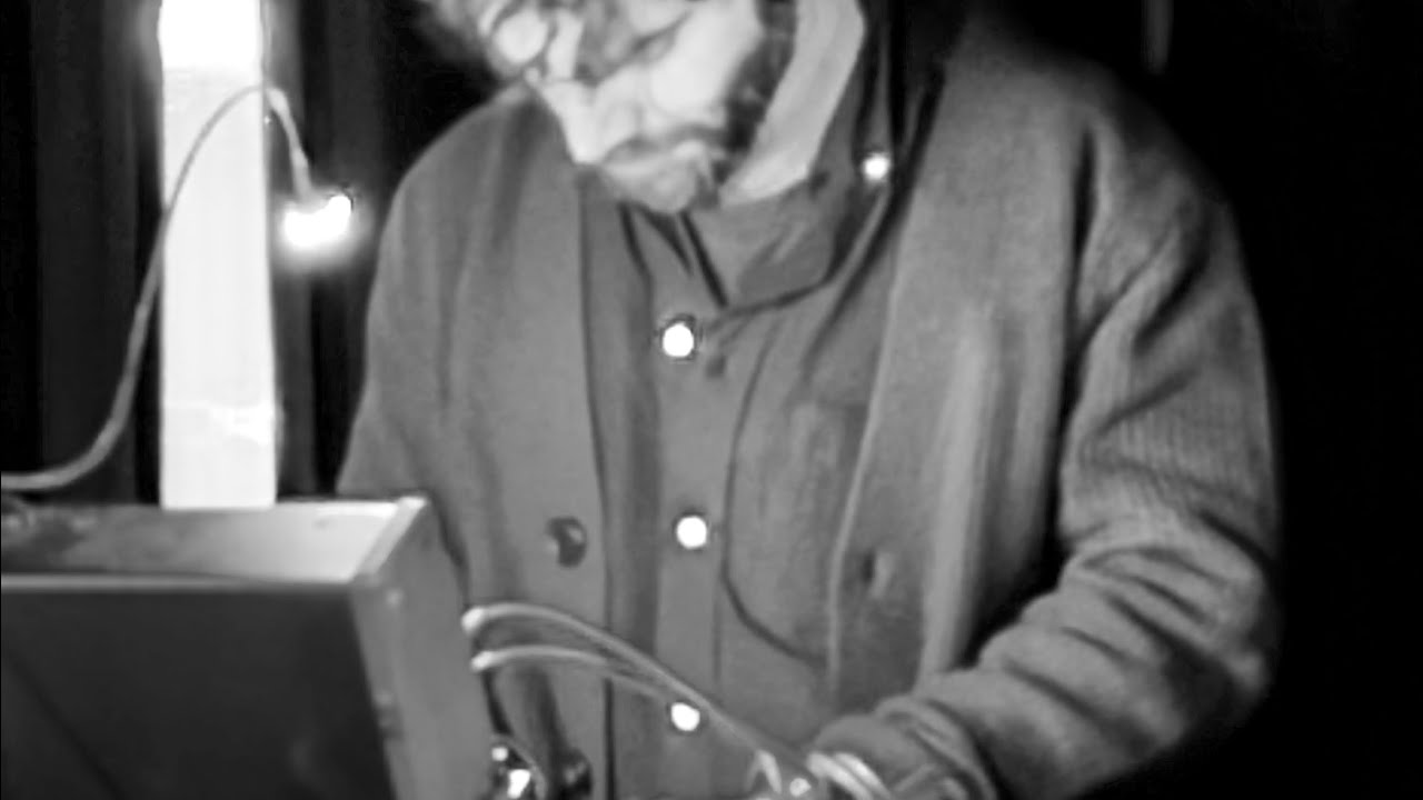 RAMIN SAYYAH at N&ordm; Space on the 17/10/2025