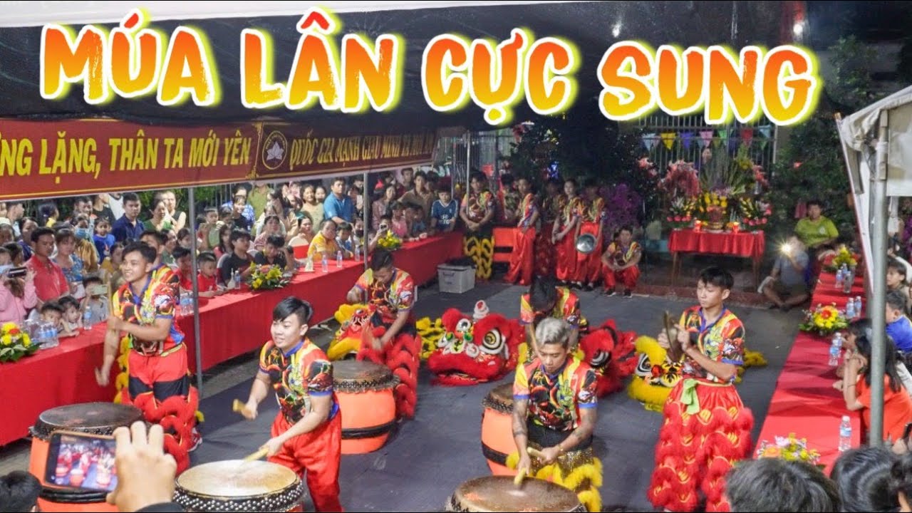 Quay Lại Chổ Múa Cũ Để Biểu Diễn Lân Sư Rồng Cho Bà Con Xem Nhưng Vẫn Rất Hào Hứng