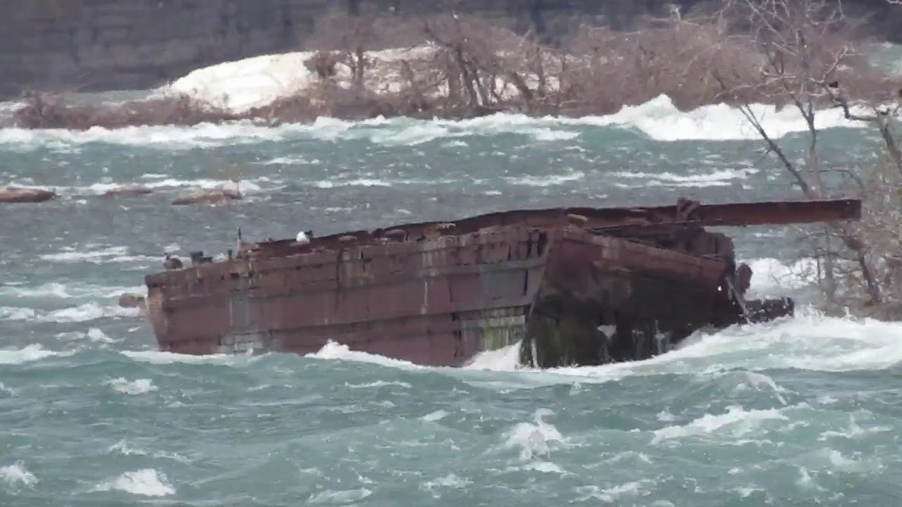 Niagara Scow (The old scow)