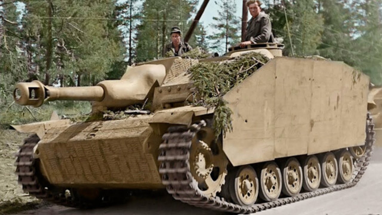 StuH 42 Assault Howitzer - BIG Brother of the StuG III ('42 - '45)