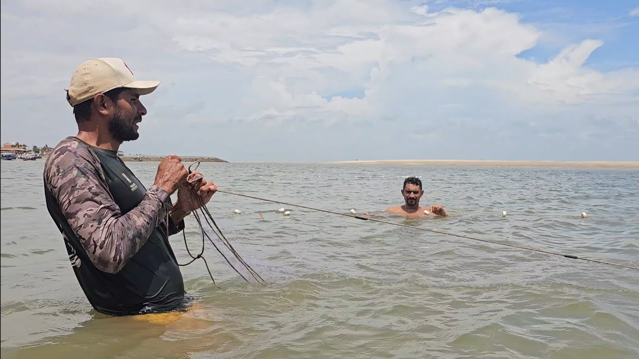 CARDUME E MUITA FARTURA DE PEIXES NESSA PESCARIA. 