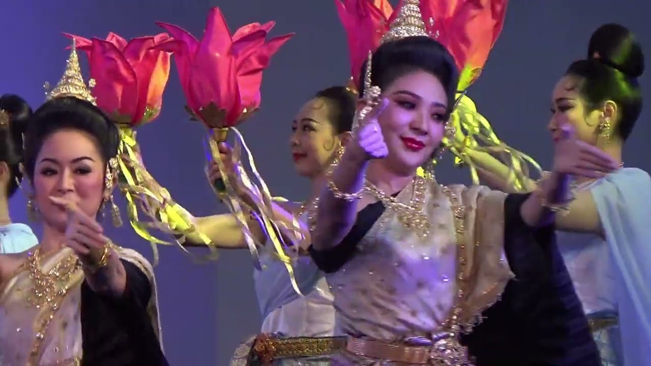 รำถวายความอาลัย “พระบรมราชชนนีพันปีหลวง ดวงประทีปทองส่องแผ่นดิน” -  โครงการแสดงดนตรีสำหรับประชาชน ฯ
