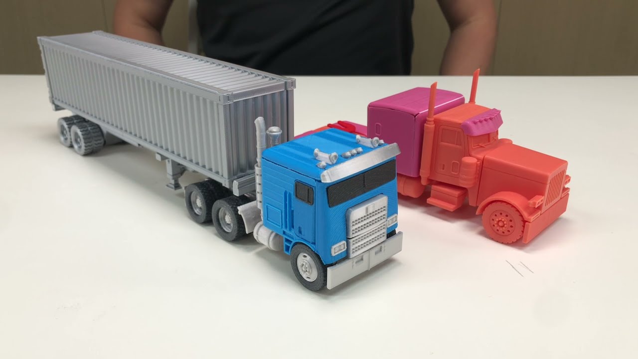 Marmon truck print using Fiberlogy filaments