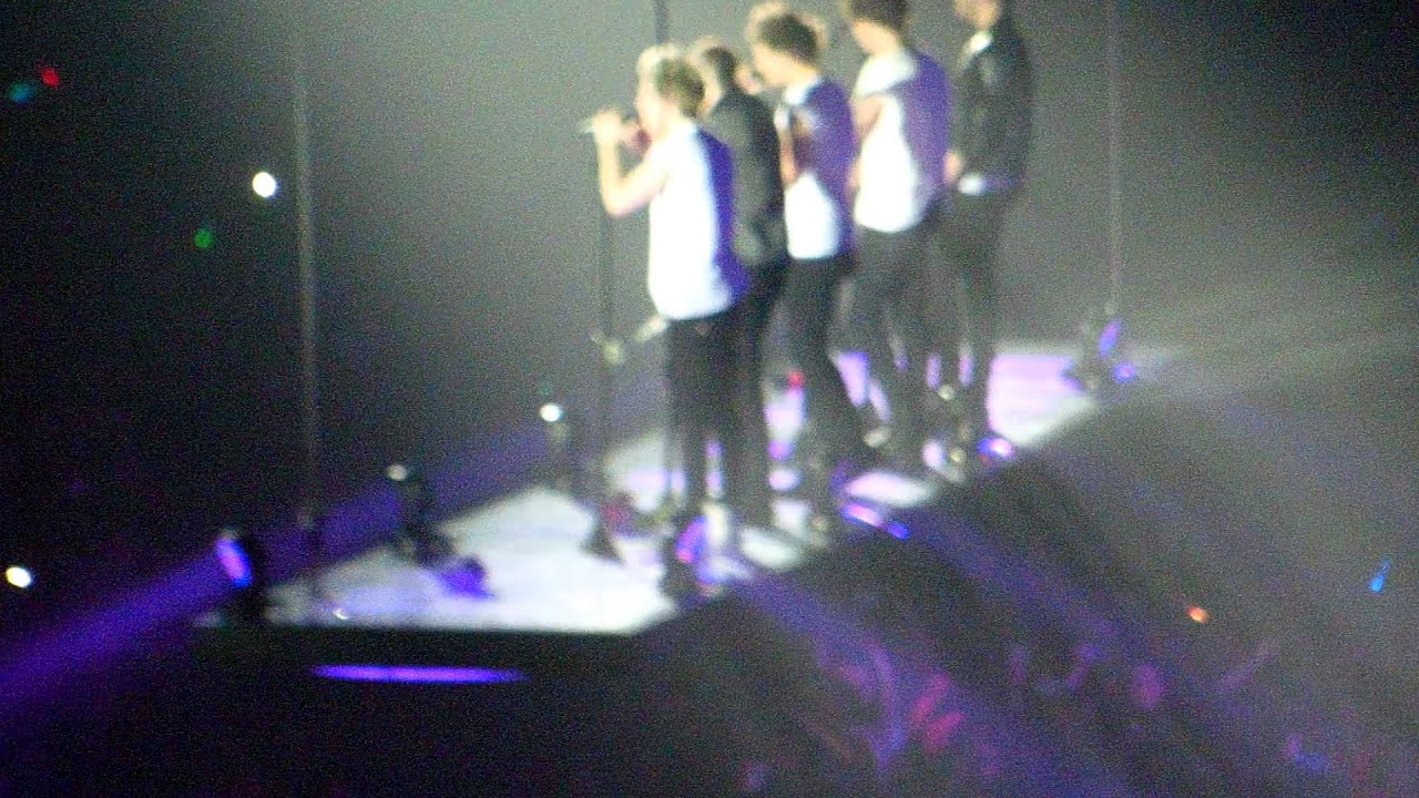 One Direction - Change My Mind - 7 May 2013 Telenor Arena, Norway HD