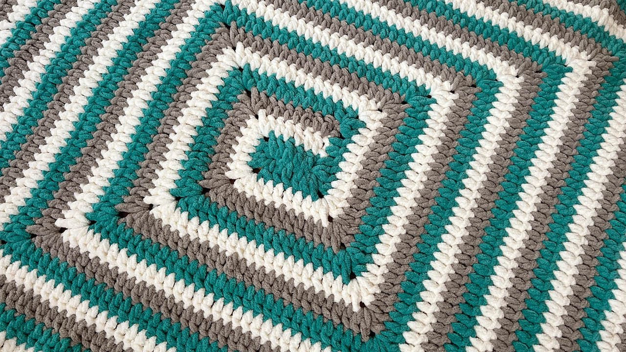 Crochet Nearly Square Spiral Solid Granny Bernat Baby Blanket