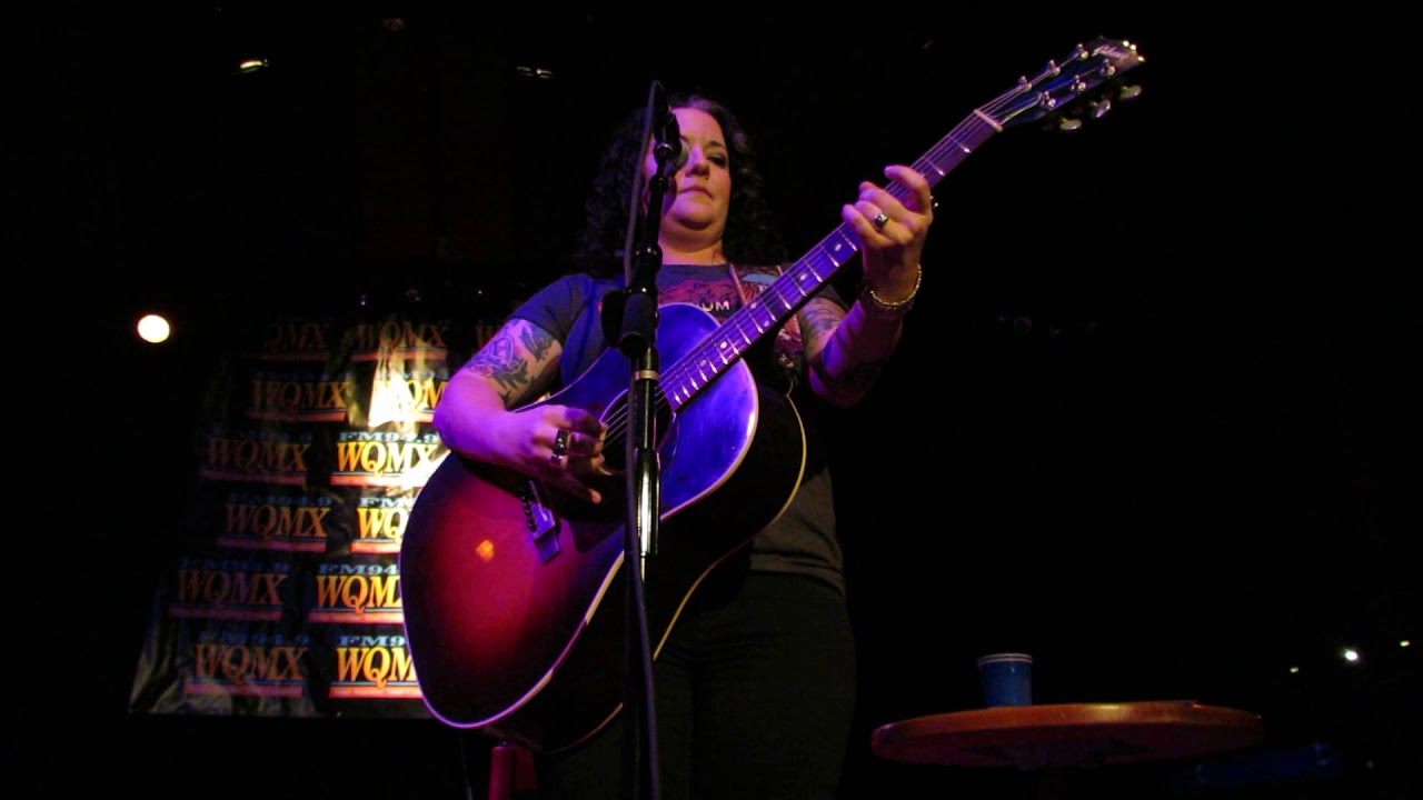 Ashley McBryde 